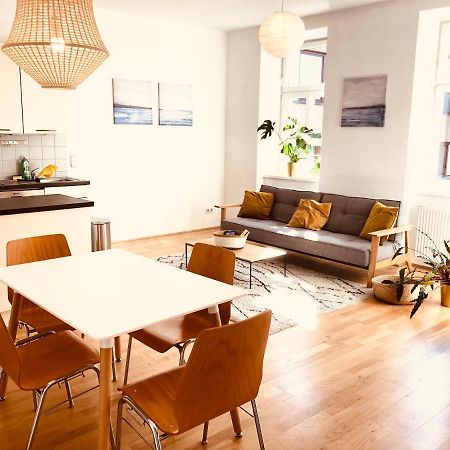 Helle 4 Zimmer Familien-Wohnung Mit Balkon! Schloss Schonbrunn In Gehdistanz 비엔나 외부 사진