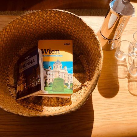 Helle 4 Zimmer Familien-Wohnung Mit Balkon! Schloss Schonbrunn In Gehdistanz 비엔나 외부 사진